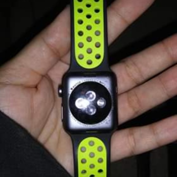 Nike apple watch main image 4
